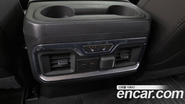 GMC Sierra 2020 — photo 24