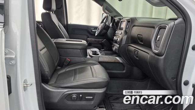 GMC Sierra 2020 — photo 16