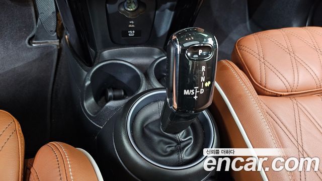 Mini Cooper 2022 — photo 12