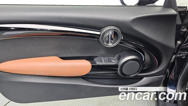 Mini Cooper 2022 — photo 14