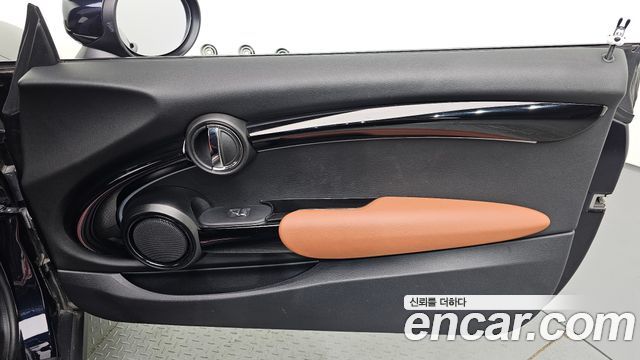 Mini Cooper 2022 — photo 15