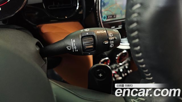 Mini Cooper 2022 — photo 28
