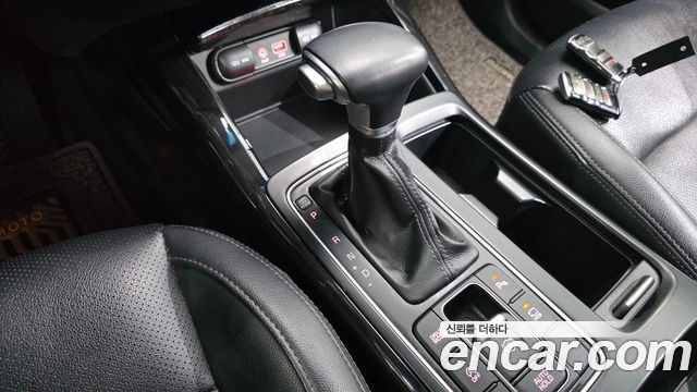 Kia Sorento 2018 — photo 12