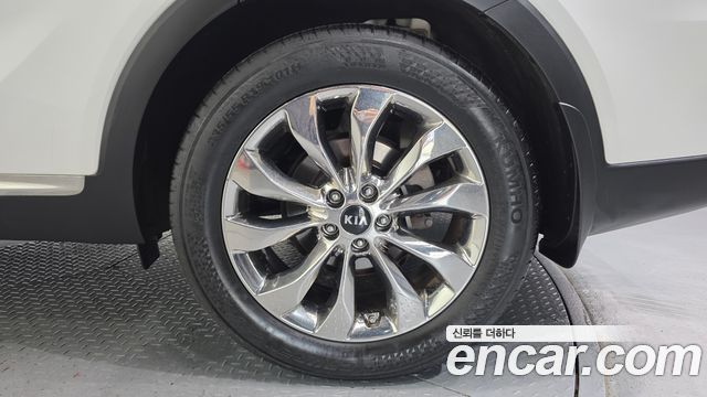 Kia Sorento 2018 — photo 7