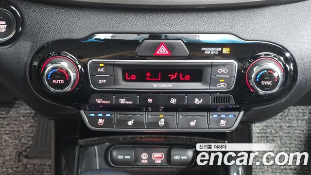 Kia Sorento 2018 — photo 27