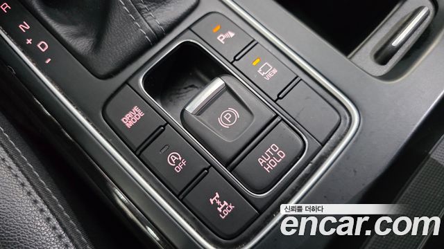 Kia Sorento 2018 — photo 28