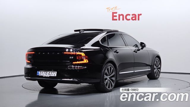 Volvo S90 2025 — photo 2