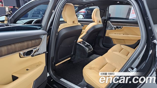 Volvo S90 2025 — photo 18