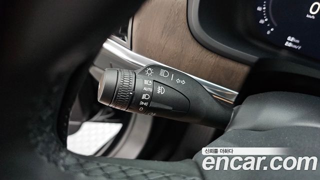 Volvo S90 2025 — photo 28
