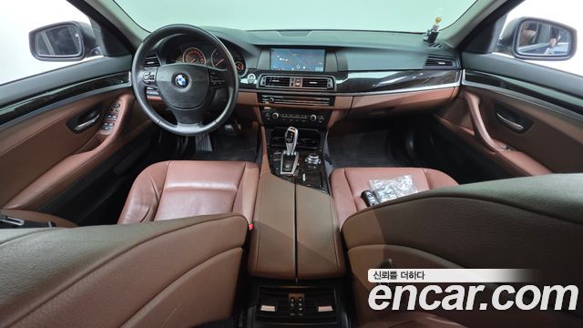 BMW 5-Series 2013 — photo 7