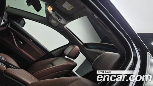 BMW 5-Series 2013 — photo 19