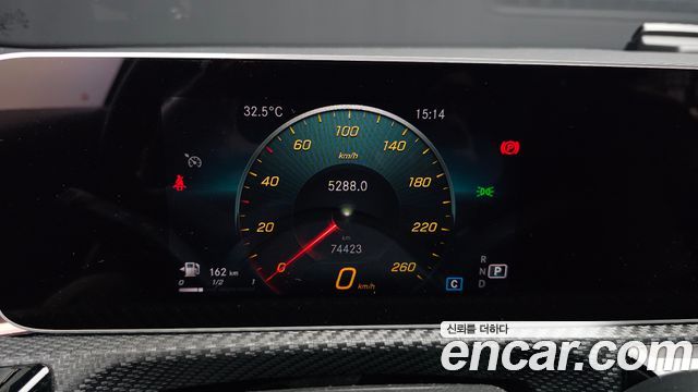 Mercedes-Benz A-Class 2019 — photo 8