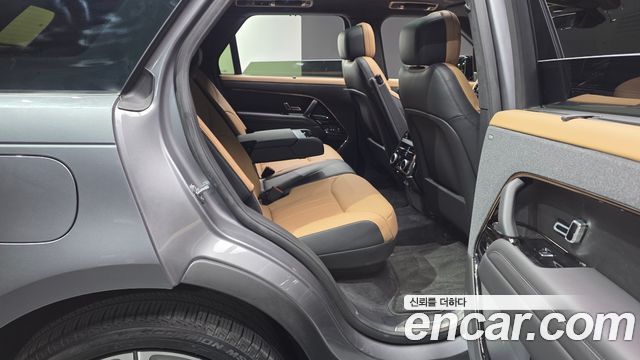 Land Rover Range Rover Sport 2025 — photo 17