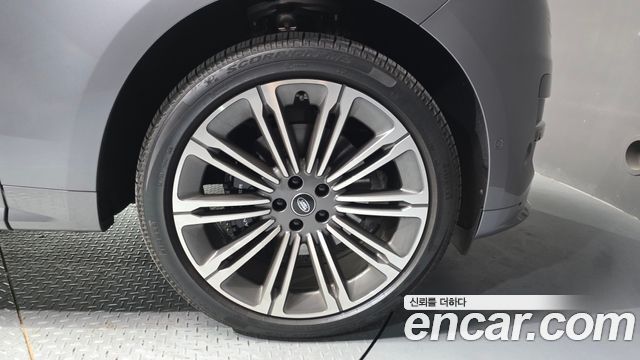 Land Rover Range Rover Sport 2025 — photo 7