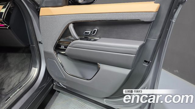 Land Rover Range Rover Sport 2025 — photo 14