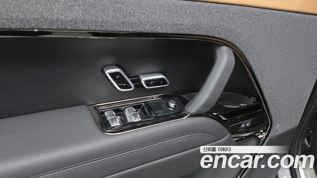 Land Rover Range Rover Sport 2025 — photo 37