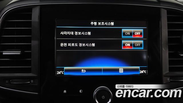 Renault Korea QM6 2019 — photo 15