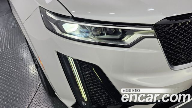 Cadillac XT6 2022 — photo 8