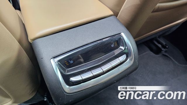 Cadillac XT6 2022 — photo 29
