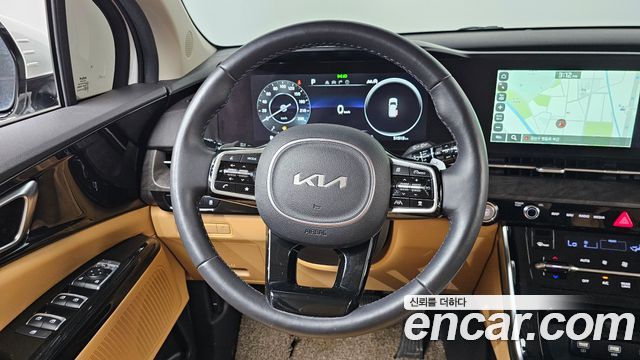 Kia Canival 2023 — photo 18