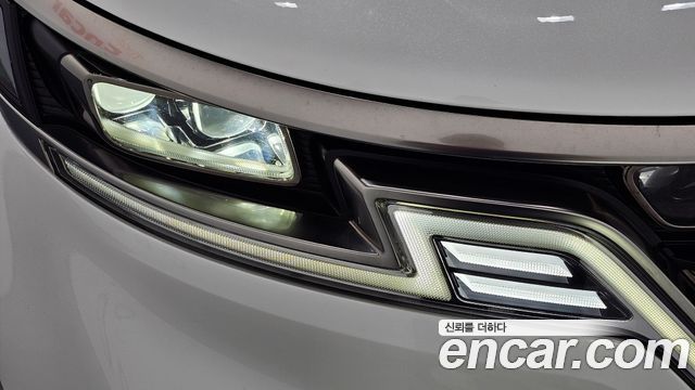 Kia Canival 2023 — photo 8