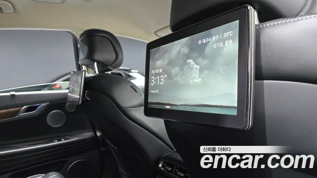 Genesis G80 2022 — photo 25