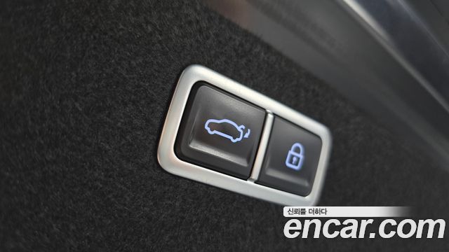 Genesis G80 2022 — photo 26