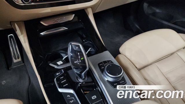 BMW X3 2020 — photo 9