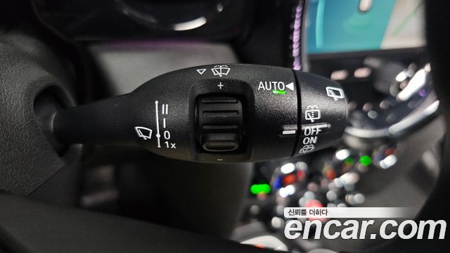 Mini Cooper 2022 — photo 25