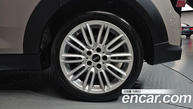 Mini Cooper 2022 — photo 7
