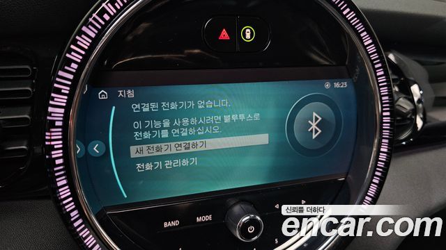 Mini Cooper 2022 — photo 27
