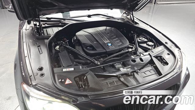 BMW 7-Series 2014 — photo 6