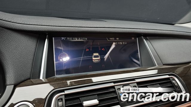 BMW 7-Series 2014 — photo 16