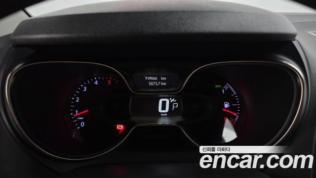 Renault Korea QM3 2018 — photo 8