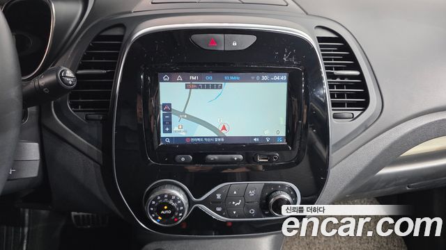 Renault Korea QM3 2018 — photo 14