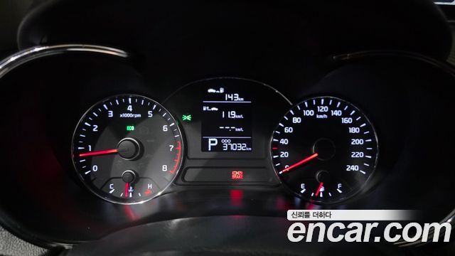 Kia K3 2015 — photo 8