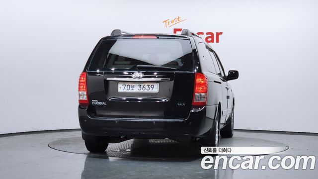 Kia Canival 2008 — photo 4