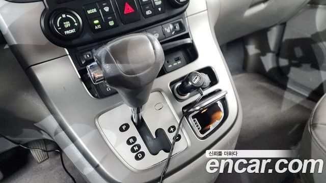 Kia Canival 2008 — photo 9