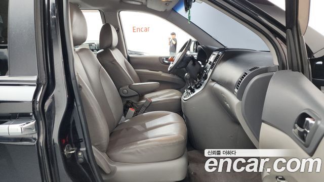 Kia Canival 2008 — photo 11