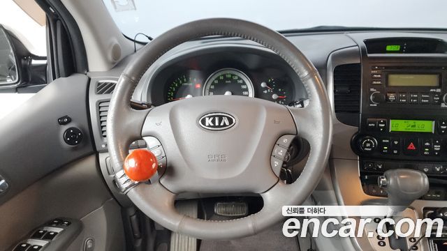 Kia Canival 2008 — photo 13