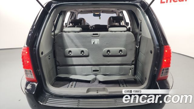 Kia Canival 2008 — photo 20