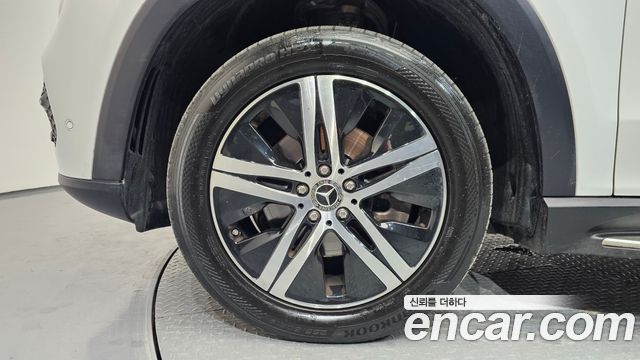 Mercedes-Benz GLE-Class 2020 — photo 5