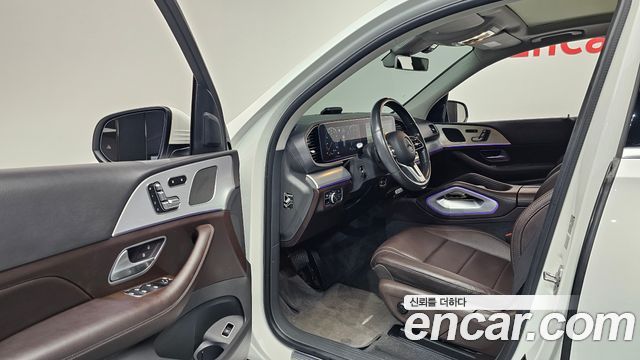 Mercedes-Benz GLE-Class 2020 — photo 13