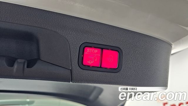 Mercedes-Benz GLE-Class 2020 — photo 26
