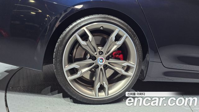 BMW 5-Series 2023 — photo 5