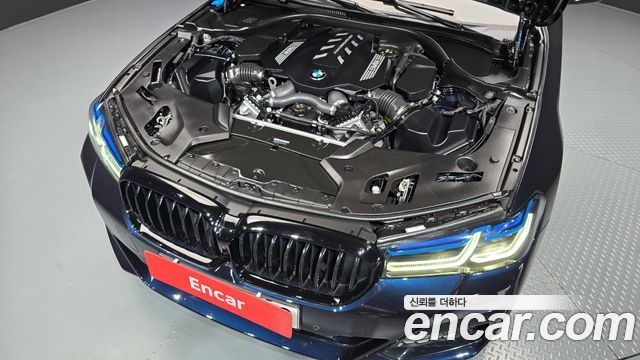 BMW 5-Series 2023 — photo 6