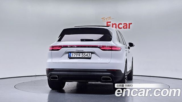 Porsche Cayenne 2019 — photo 4