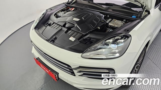 Porsche Cayenne 2019 — photo 6