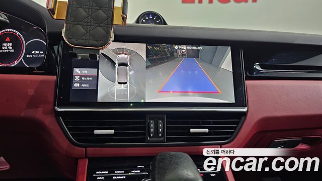 Porsche Cayenne 2019 — photo 14