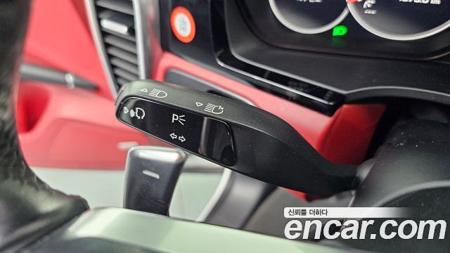 Porsche Cayenne 2019 — photo 17